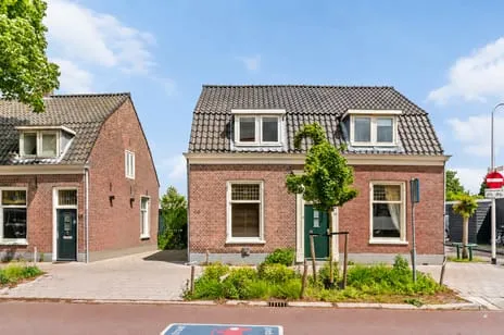 Twee-onder-één-kap te koop: Oude Arnhemseweg 60, Centrumschil-Noord Zeist