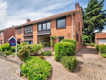 Semi-detached for sale: Oude Baan 17, Reuver Reuver