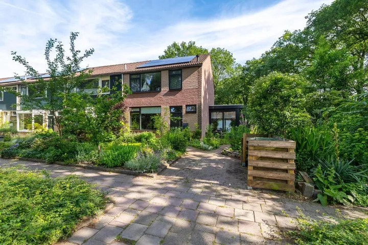 Corner house for sale: Oude Dijk 36, Zuid-Es Zuidlaren