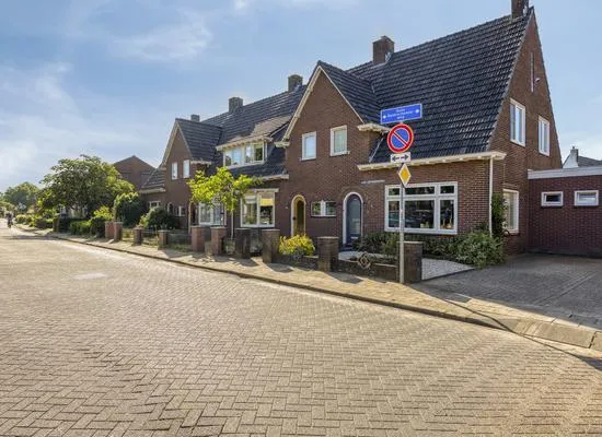Hoekwoning te koop: Oude Doetinchemseweg 28, 's-Heerenberg 'S-Heerenberg