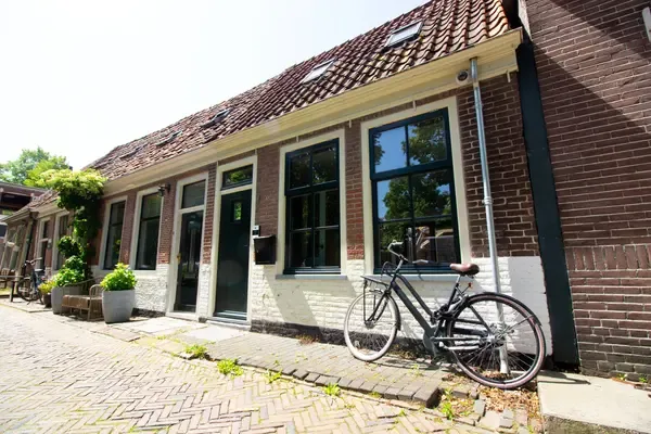 Tussenwoning te koop: Oude Gracht 7, Centrum Noord-West Enkhuizen