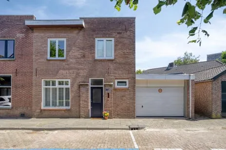Corner house for sale: Oude Haarenseweg 2, omg. Waterhoef Oisterwijk