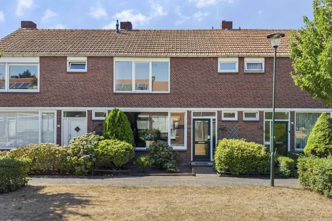 Terraced house for sale: Oude Heerweg 63, Velden-West Velden