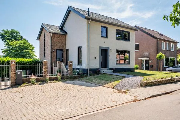 Home for sale: Oude Heerweg 64, Velden-West Velden