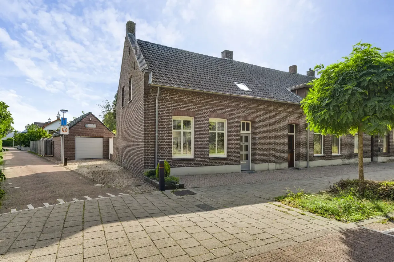 Hoekwoning te koop: Oude Hushoverweg 60, Weert