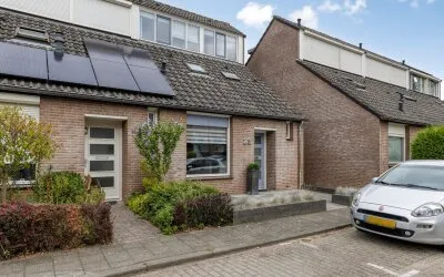 Corner house for sale: Oude Huys 23, West Helmond