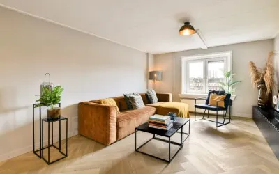 Studio te koop: Oude-IJselstraat 26-4, IJselbuurt-West Amsterdam