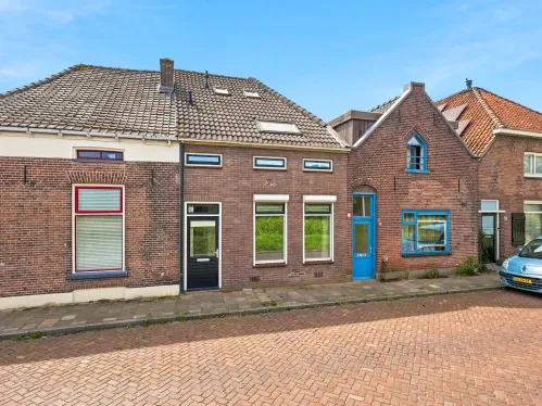 Tussenwoning te koop: Oude Kanonsdijk 90, De Hoven Zutphen