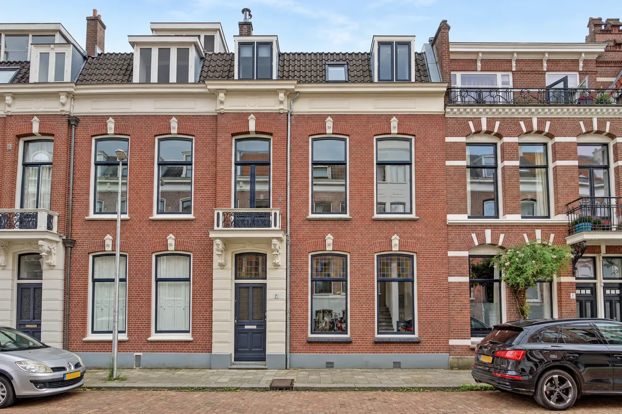 Tussenwoning te koop: Oude Kerkstraat 1B, Utrecht