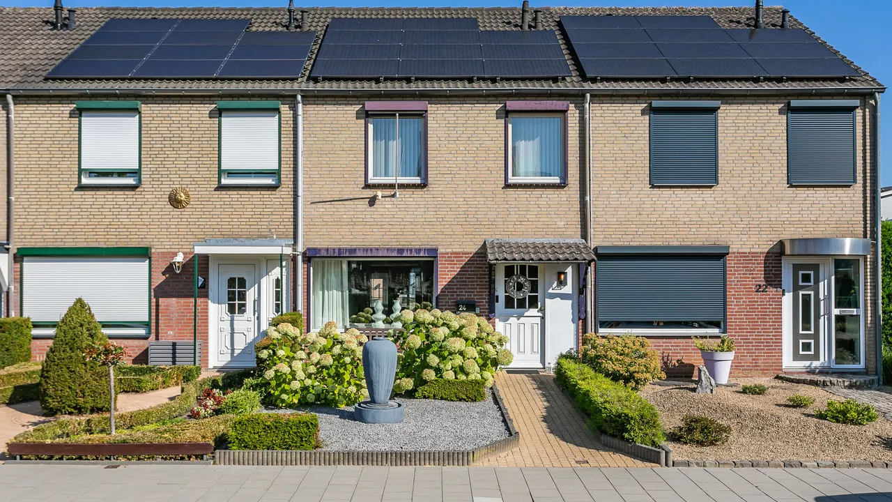 Tussenwoning te koop: Oude Landgraaf 24, Landgraaf