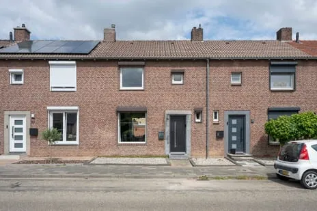 Tussenwoning te koop: Oude Landgraaf 78, Landgraaf
