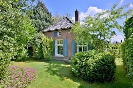Vrijstaande woning te koop: Oude Meengatstraat 3, Rhienderen Kern Brummen