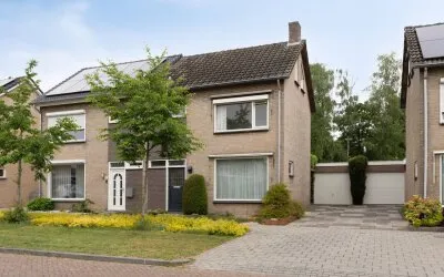 Twee-onder-één-kap te koop: Oude Pastoriestraat 40, Maasbree-centrum Maasbree