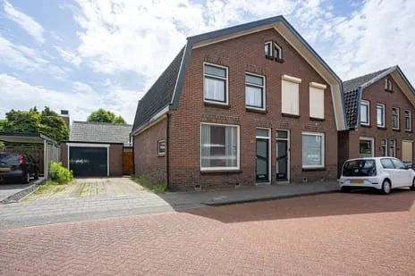 Twee-onder-één-kap te koop: Oude Postweg 146, De Noork Hengelo