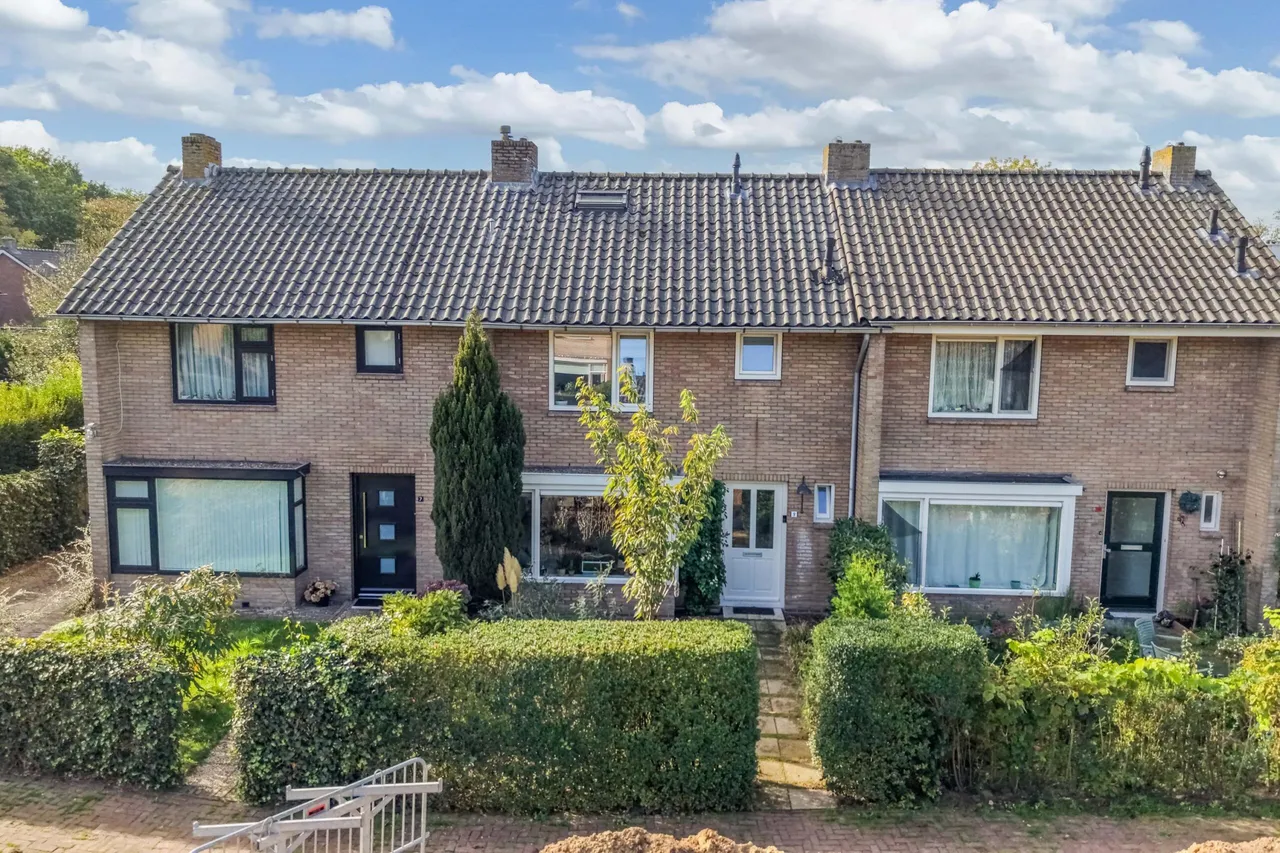 Tussenwoning te koop: Oude Renbaan 9, Blaricum