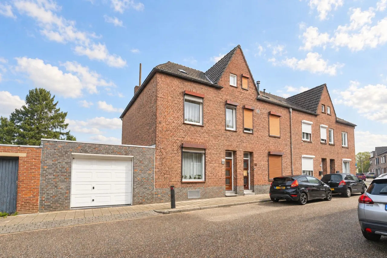 Hoekwoning te koop: Oude Schachtstraat 5, Kerkrade