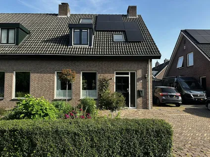 Twee-onder-één-kap te koop: Oude Torenweg 21, Hoge Akkers Nistelrode