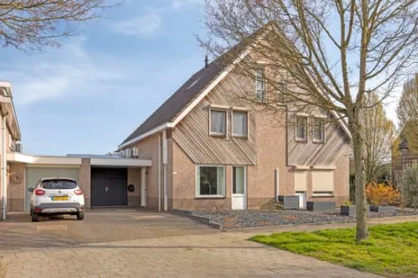 Tussenwoning te koop: Oude Baan 31, Schilberg Echt