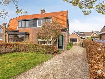 Twee-onder-één-kap te koop: Oude Barneveldseweg 41, Scherpenzeel Scherpenzeel