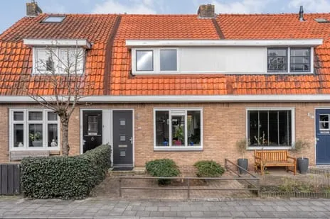 Tussenwoning te koop: Oude Boazstraat 35, Koninginnebuurt Meppel