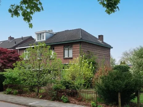 Twee-onder-één-kap te koop: Oude Graafseweg 186, Heseveld Nijmegen