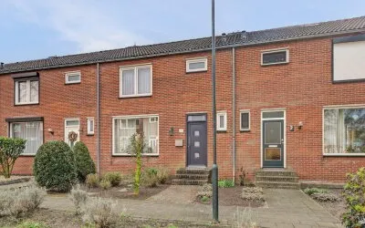 Tussenwoning te koop: Oude Heerweg 141, Velden-West Velden