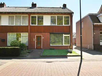 Hoekwoning te koop: Oude Huijbergsebaan 270, Nieuw Borgvliet Bergen Op Zoom