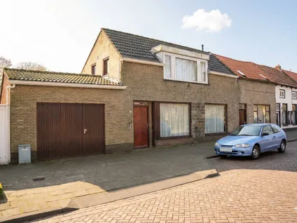 Hoekwoning te koop: Oude Kerkstraat 24, Aardenburg