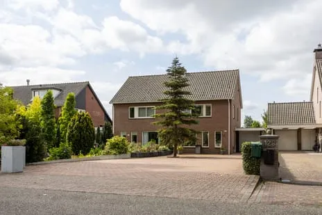 Tussenwoning te koop: Oude Kruisweg 126, Cruquius Cruquius