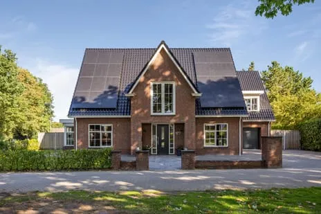 Vrijstaande woning te koop: Oude Meerdijk 177, Emmen