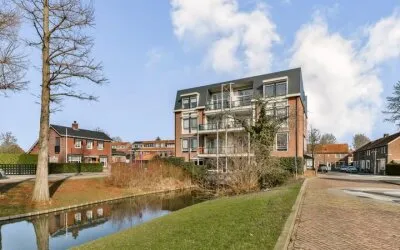 Appartement te koop: Oude Raadhuisplein 20, Oostendam Hendrik-Ido-Ambacht