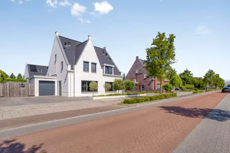 Twee-onder-één-kap te koop: Oude Rijksweg 15, Breskens Breskens