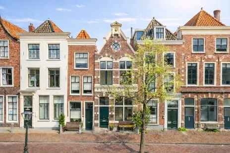 Tussenwoning te koop: Oude Singel 102, Noordvest Leiden