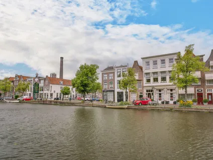 Tussenwoning te koop: Oude Singel 206, Noordvest Leiden