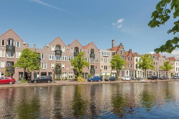 Woning te huur: Oude Singel, Molenbuurt Leiden