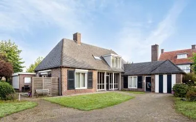 Vrijstaande woning te koop: Oude Vlijmenseweg 178, Deuteren 'S-Hertogenbosch