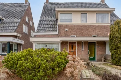 Twee-onder-één-kap te koop: Oude Vlijmenseweg 70, De Schutskamp 'S-Hertogenbosch