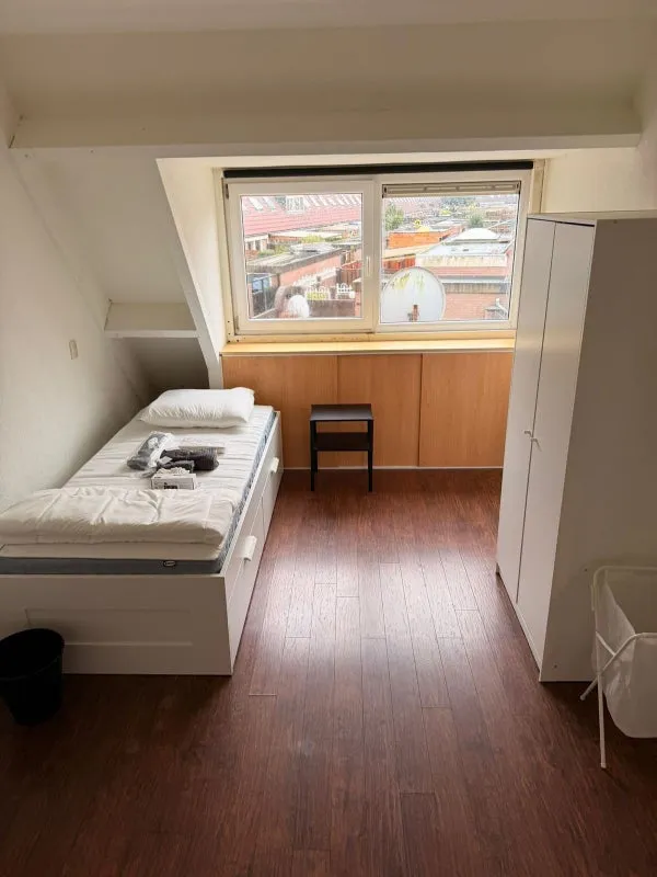 Kamer te huur: Oude Watering 360, Beverwaard Rotterdam