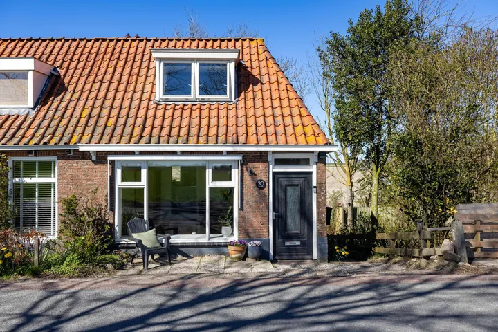 Twee-onder-één-kap te koop: Oudebildtdijk 30, Buitengebied Oudebildtzijl Oudebildtzijl