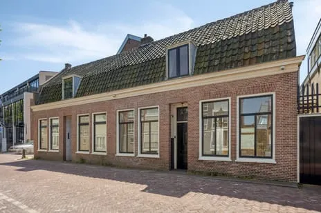 Twee-onder-één-kap te koop: Oudegracht 17, Binnenstad-Oost Alkmaar