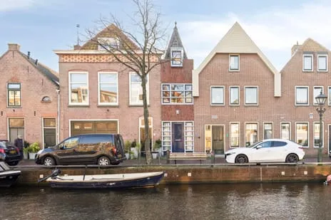 Tussenwoning te koop: Oudegracht 99, Binnenstad-Oost Alkmaar
