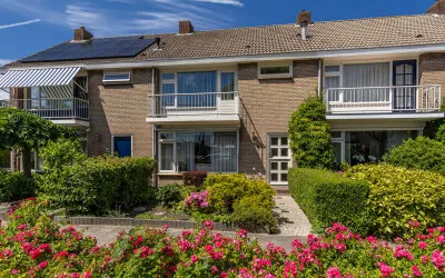 Tussenwoning te koop: Oudelandstraat 11, V/d kasteelewijk 'S-Gravenzande