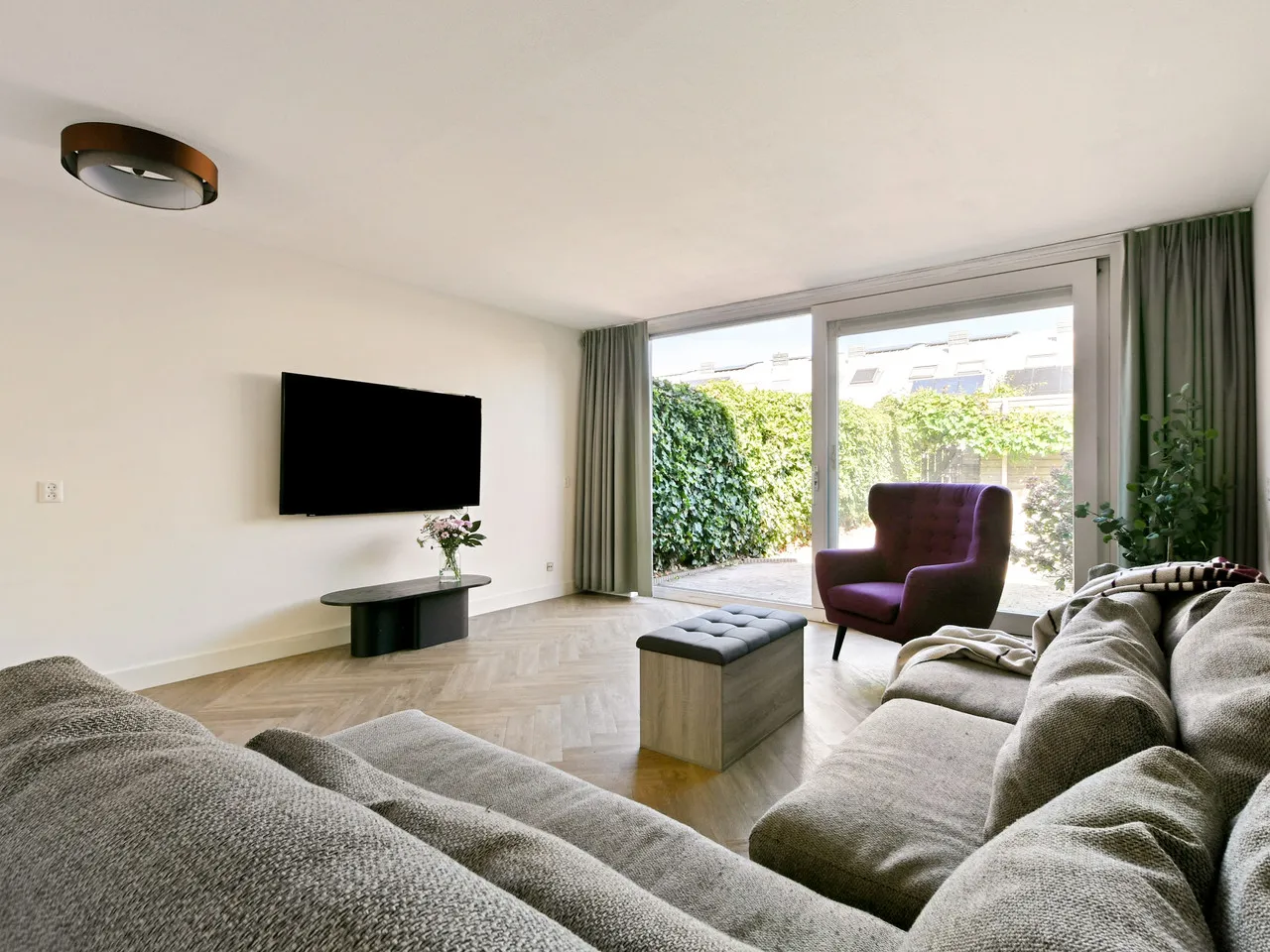 Tussenwoning te koop: Oudenaardeplantsoen 53, Amsterdam
