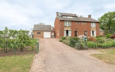 Twee-onder-één-kap te koop: Oudenhof 22, Geldermalsen West Geldermalsen