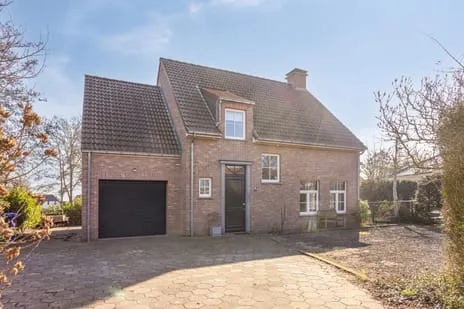Vrijstaande woning te koop: Oudeweg 18, Kern Axel Axel