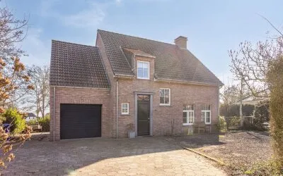 Vrijstaande woning te koop: Oudeweg 18, Axel