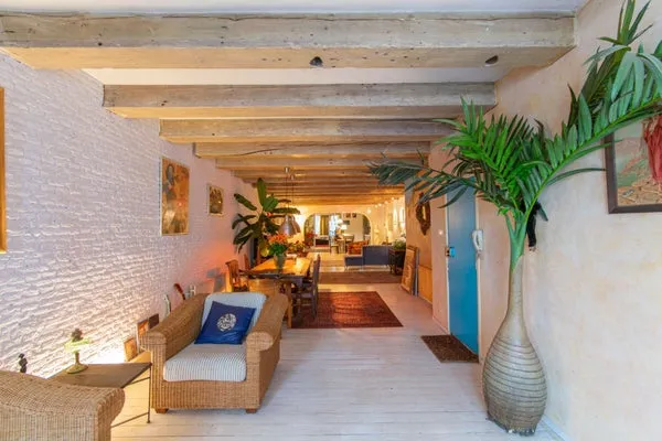 Woning te huur: Oudezijds Kolk, Kop Zeedijk Amsterdam