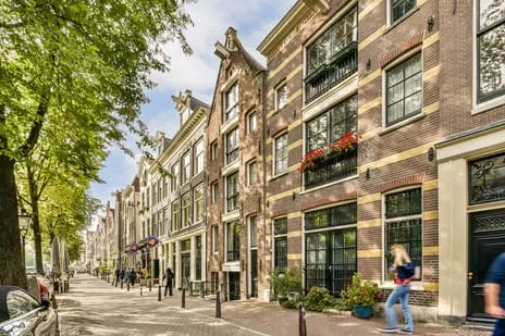 Woning te koop: Oudezijds Voorburgwal 84, Oude Kerk e.o. Amsterdam