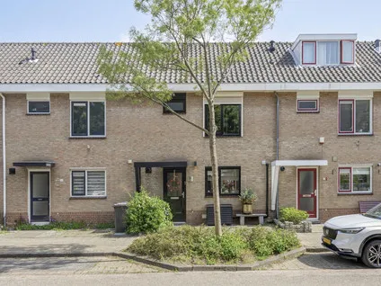 Tussenwoning te koop: Oudlaan 28, Pijletuinen Naaldwijk