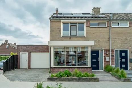 Hoekwoning te koop: Oudlandsestraat 55, Steenbergen-Zuid Steenbergen (Nb)